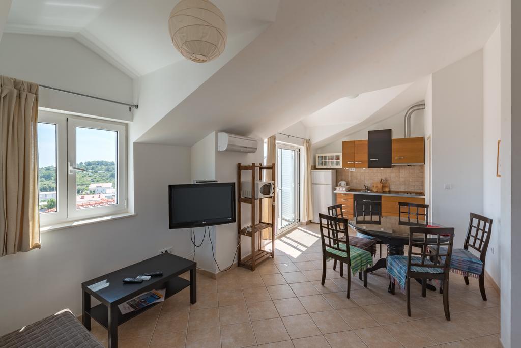Apartments Mazuran Hvar Town Ruang foto