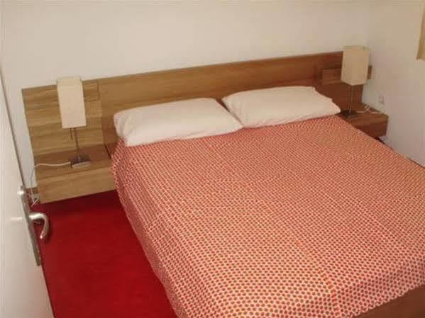Apartments Mazuran Hvar Town Bagian luar foto