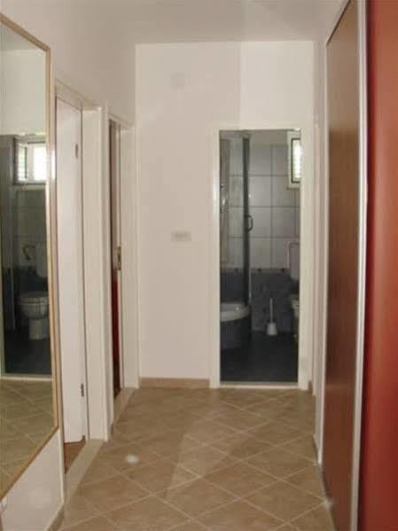 Apartments Mazuran Hvar Town Bagian luar foto
