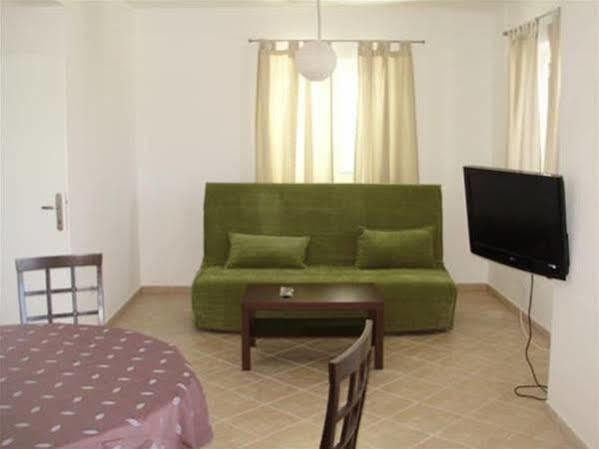 Apartments Mazuran Hvar Town Bagian luar foto